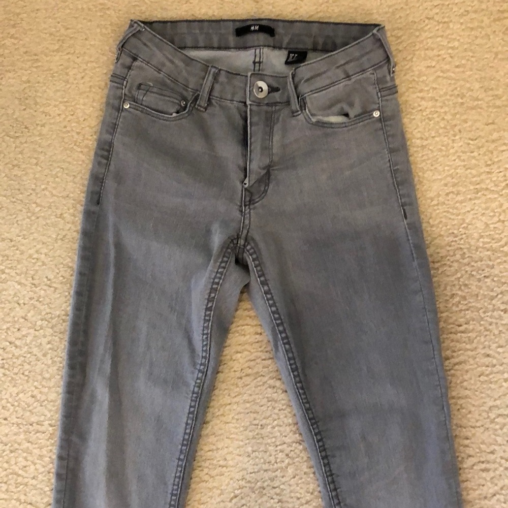 H&M jeans - Picture 2 of 4